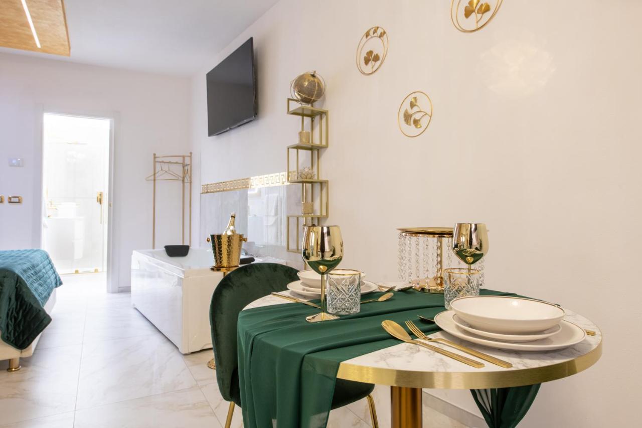 Fashion Apartment Gold Bologna With Jacuzzi & Car Garage Dış mekan fotoğraf