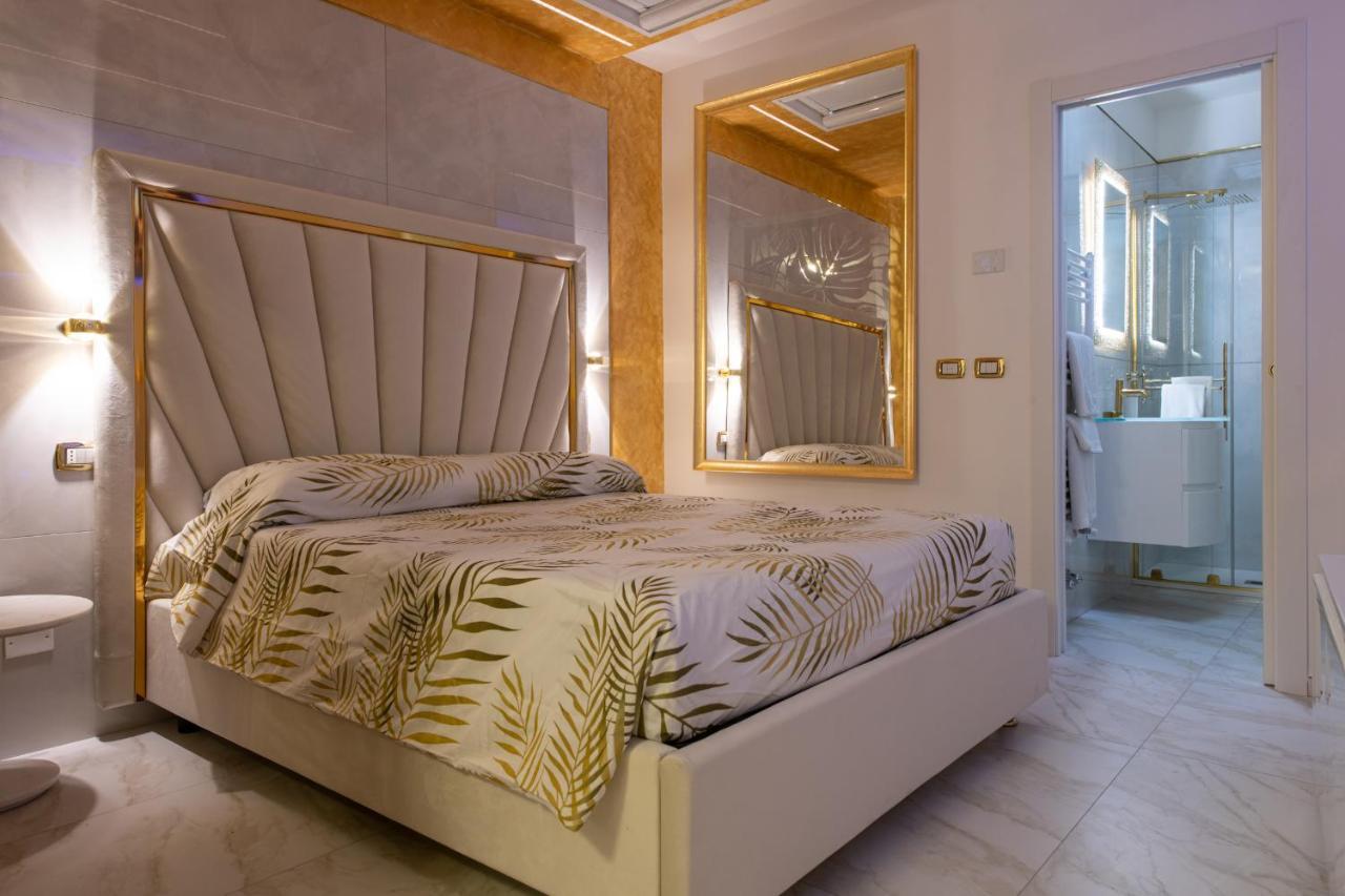 Fashion Apartment Gold Bologna With Jacuzzi & Car Garage Dış mekan fotoğraf