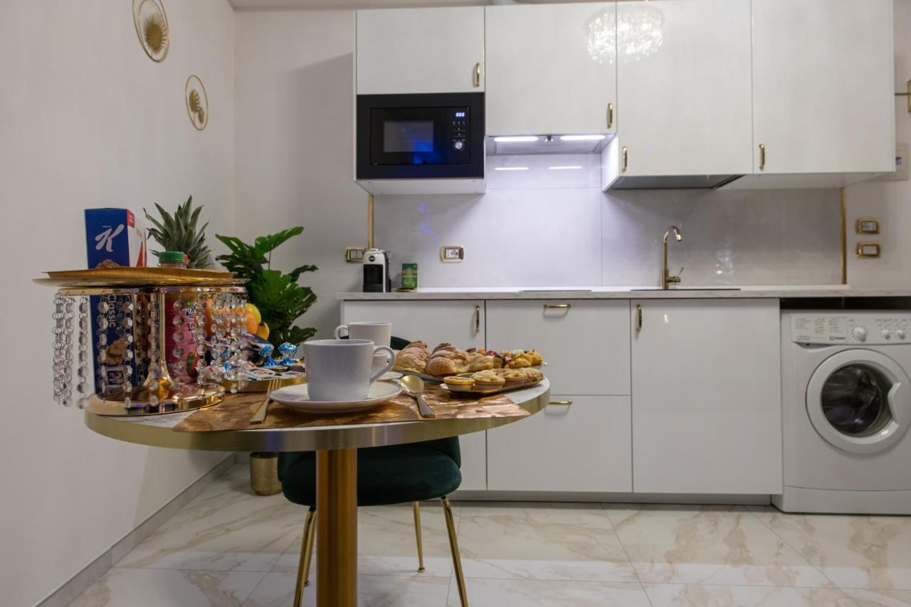 Fashion Apartment Gold Bologna With Jacuzzi & Car Garage Dış mekan fotoğraf