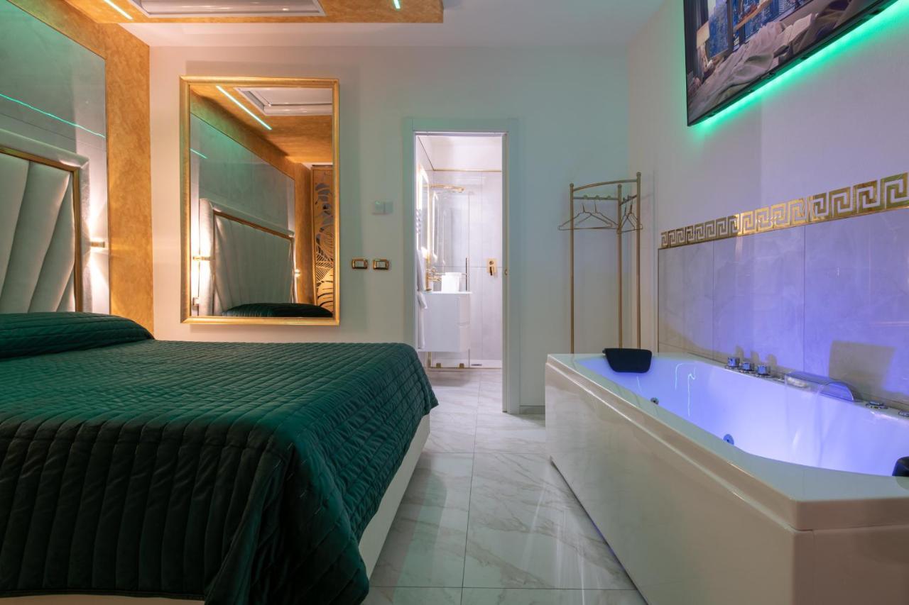 Fashion Apartment Gold Bologna With Jacuzzi & Car Garage Dış mekan fotoğraf