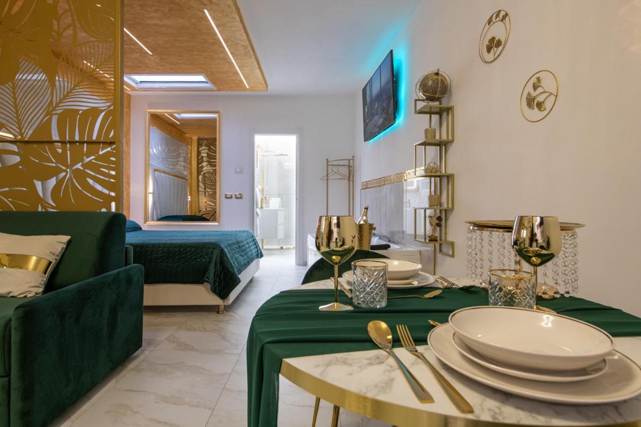 Fashion Apartment Gold Bologna With Jacuzzi & Car Garage Dış mekan fotoğraf