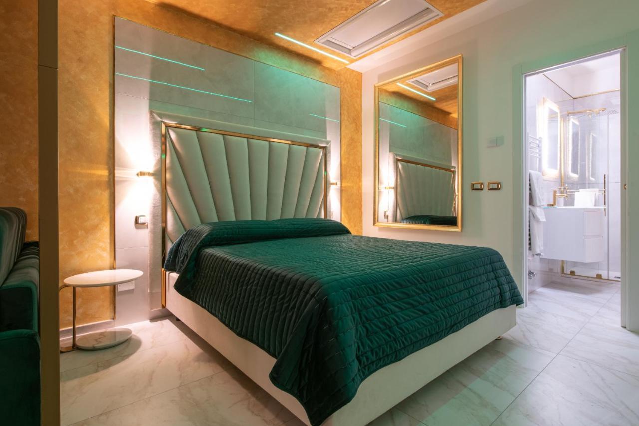 Fashion Apartment Gold Bologna With Jacuzzi & Car Garage Dış mekan fotoğraf