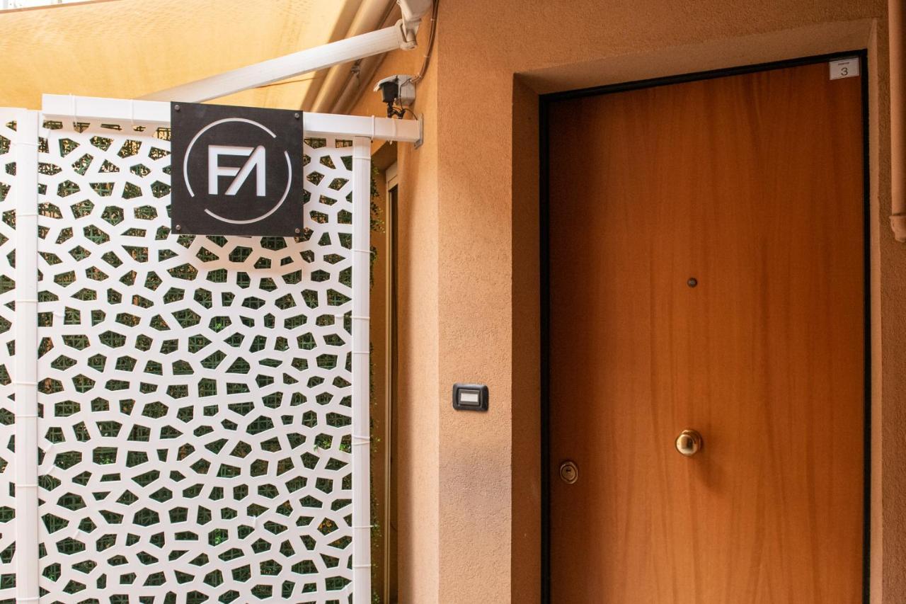 Fashion Apartment Gold Bologna With Jacuzzi & Car Garage Dış mekan fotoğraf