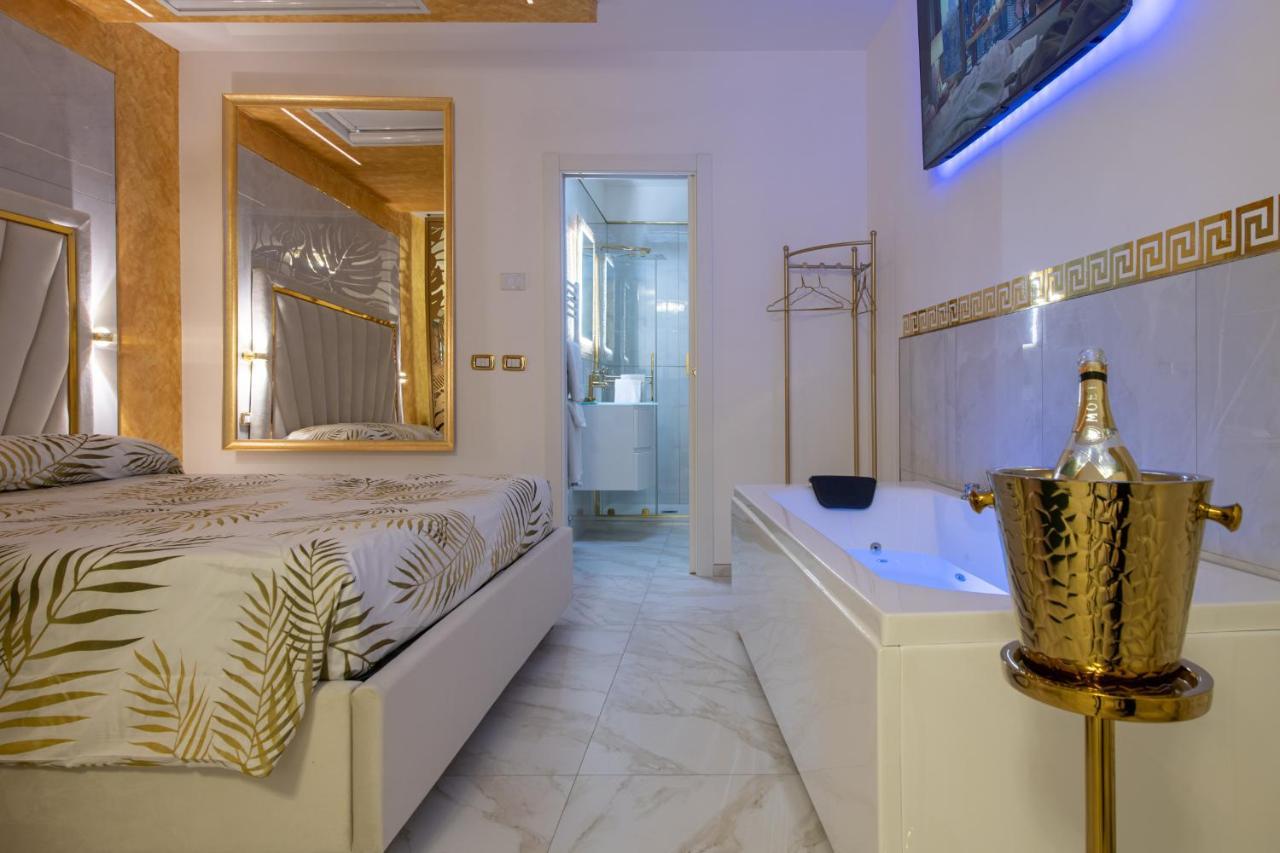 Fashion Apartment Gold Bologna With Jacuzzi & Car Garage Dış mekan fotoğraf