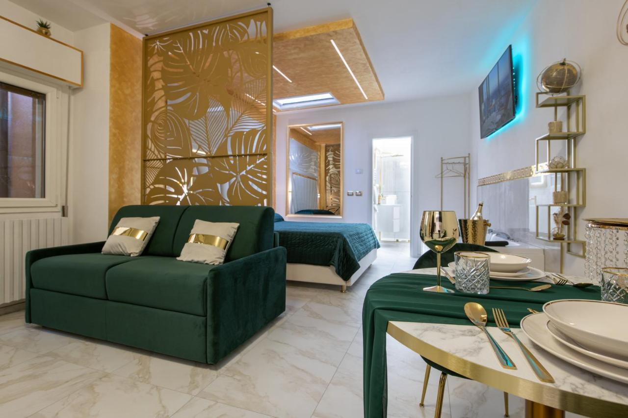 Fashion Apartment Gold Bologna With Jacuzzi & Car Garage Dış mekan fotoğraf